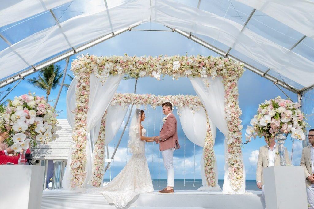 Villa wedding in Koh Samui
