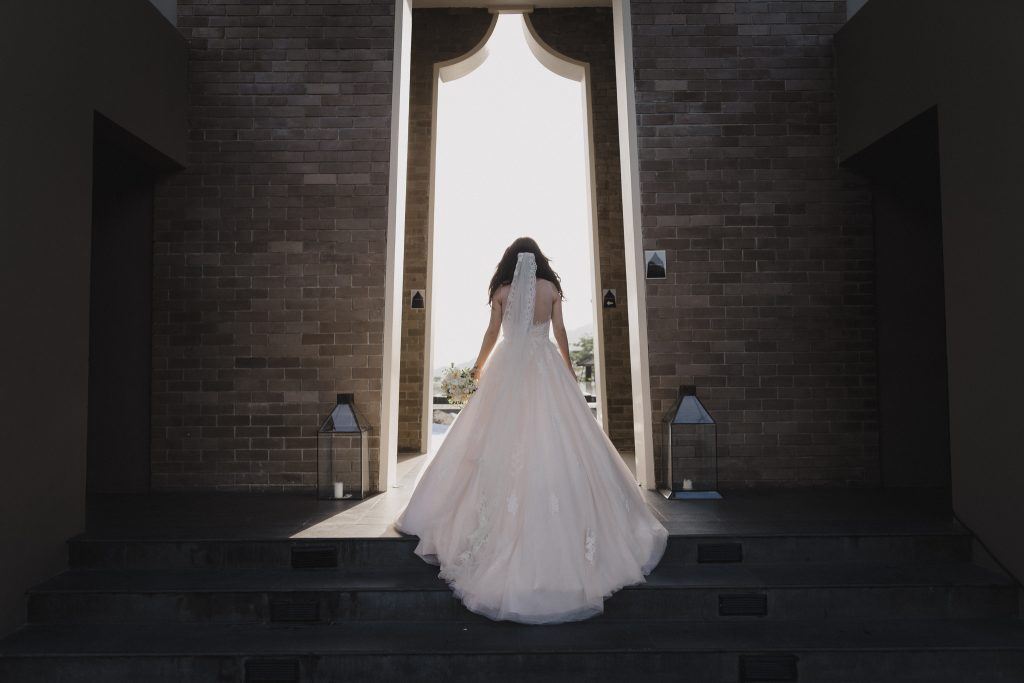 Brides portrait at her destination wedding in Koh Samui