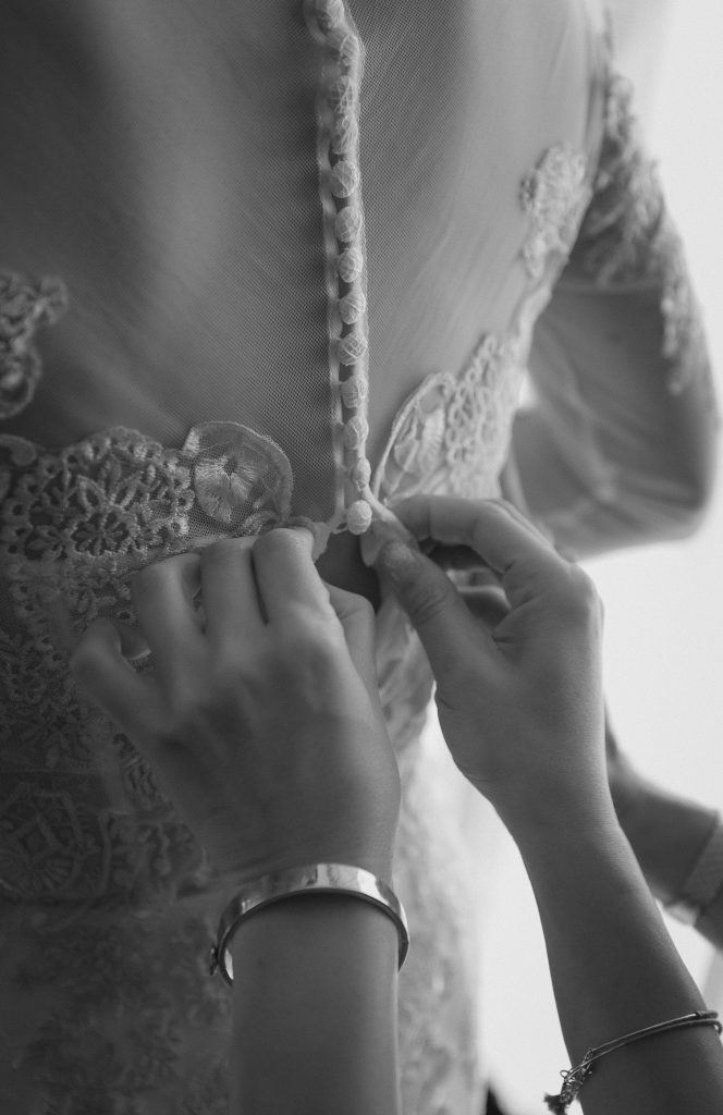 Award-winning Phuket Thailand wedding photographer - Daniel Baci captures bride getting ready
