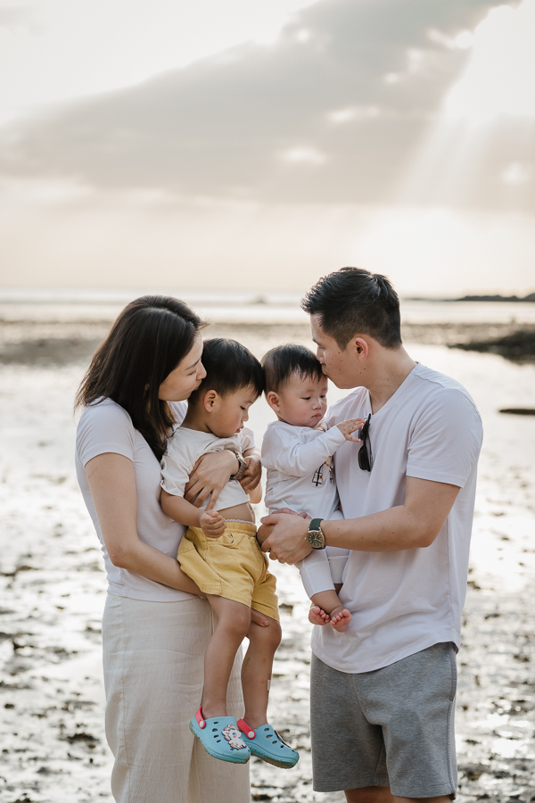 Family photos session by Daniel Baci Photography