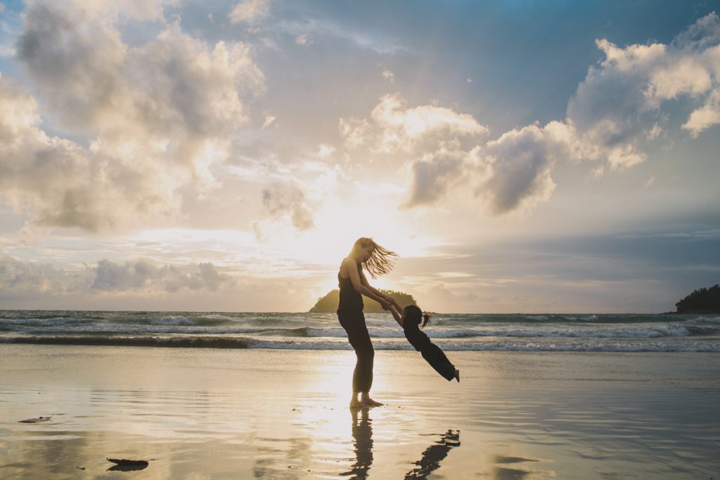 Phuket family photographer